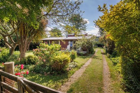 Photo of property in 1447a Pohangina Road, Pohangina, Ashhurst, 4884