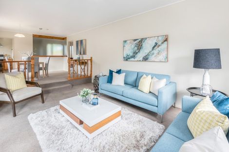 Photo of property in 1/95 Botany Road, Botany Downs, Auckland, 2010