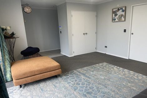 Photo of property in 10 Hopuni Way, Takanini, 2112