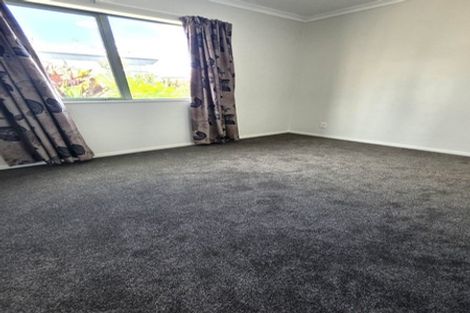 Photo of property in 21 Tranent Road, Mangere, Auckland, 2022