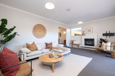 Photo of property in 23 Kent Terrace, Taradale, Napier, 4112
