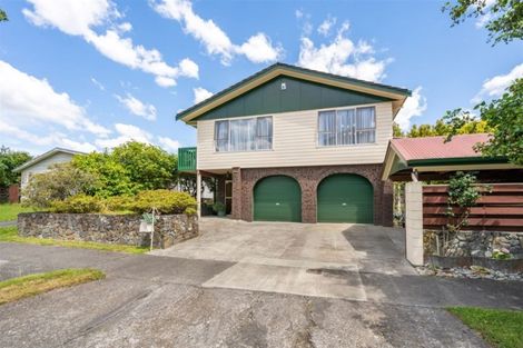 Photo of property in 30 Larchmont Grove, Totara Park, Upper Hutt, 5018