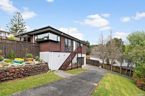 Photo of property in 2/40 Beaudine Avenue, Glenfield, Auckland, 0629