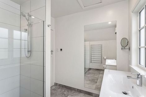 Photo of property in 165 Clyde Road, Burnside, Christchurch, 8053