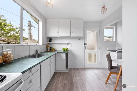 Photo of property in 38b Palmer Crescent, Silverstream, Upper Hutt, 5019