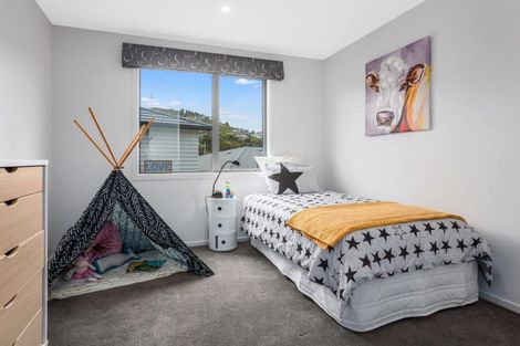 Photo of property in 3d Breakwater Way, Whitby, Porirua, 5024