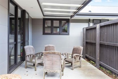 Photo of property in 11 Gleneagles Terrace, Ilam, Christchurch, 8053