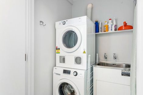 Photo of property in 8 Arawata Terrace, Fernhill, Queenstown, 9300