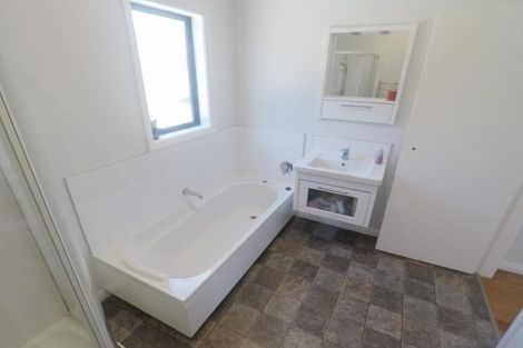 Photo of property in 50 Sheridan Terrace, Johnsonville, Wellington, 6037