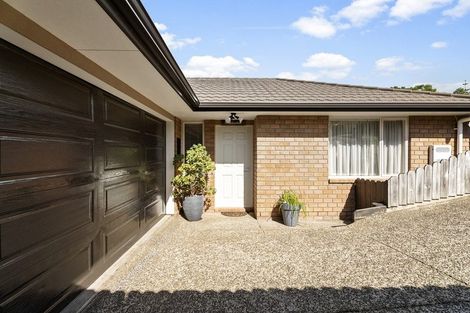 Photo of property in 2/22 Ellenbury Place, Stanmore Bay, Whangaparaoa, 0932