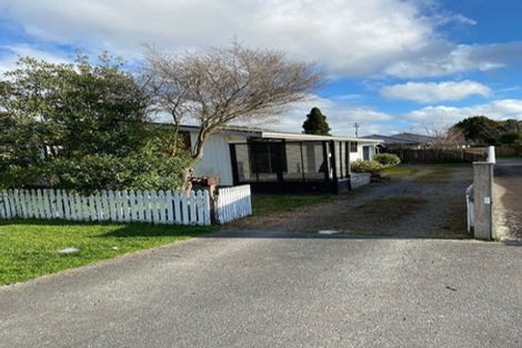 Photo of property in 308b Te Moana Road, Waikanae, 5036