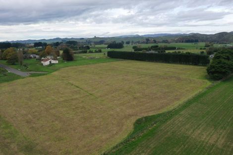 Photo of property in 22 Pahiatua Pongaroa Road, Pahiatua, 4982