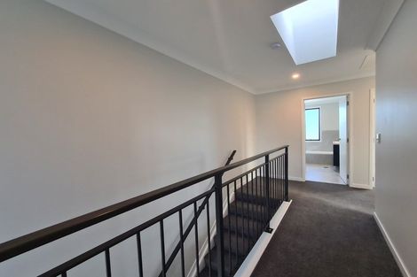 Photo of property in 35b O'meara Street, Swanson, Auckland, 0614