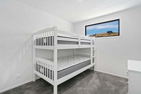 Photo of property in 2 Lauder Street, Lake Hayes, Queenstown, 9304