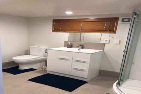 Photo of property in 18 Renwick Street, Papakura, 2110