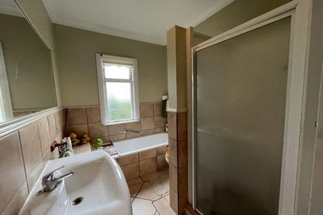 Photo of property in 4 College Street, Whanganui, 4500