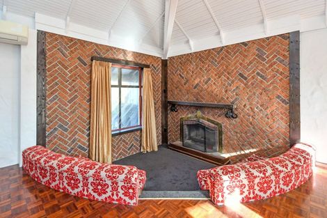 Photo of property in 1 Buncrana Place, Rosehill, Papakura, 2113