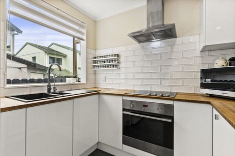 Photo of property in 63 Pooks Road, Ranui, Auckland, 0612