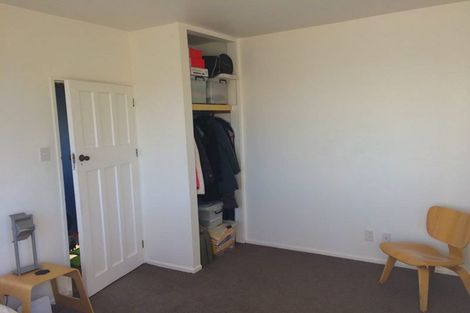 Photo of property in 35 Cornwall Road, Lyttelton, 8082