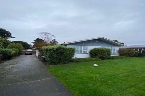Photo of property in 20 Waratah Street, Avondale, Christchurch, 8061