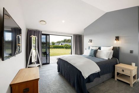 Photo of property in 11 South Oaks Close, Pukemoremore, Cambridge, 3493