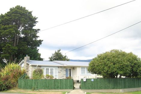 Photo of property in 15 Rosina Street, Clouston Park, Upper Hutt, 5018