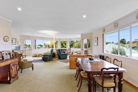 Photo of property in 14 Bell Street, Otaki, 5512