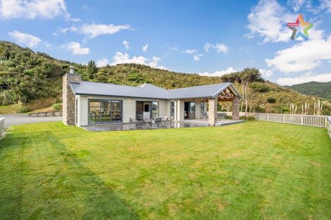 Photo of property in 119 Coast Road, Wainuiomata, Lower Hutt, 5373