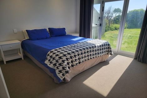 Photo of property in 23 Ocean View Road, Port Waikato, Tuakau, 2695