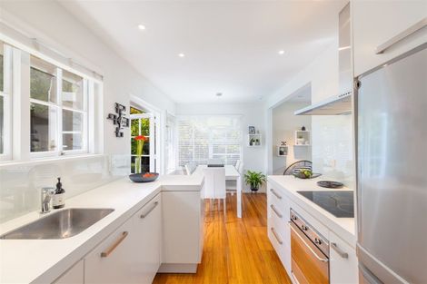 Photo of property in 21 Harbour View Terrace, Cass Bay, Lyttelton, 8082