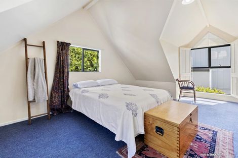 Photo of property in 23 Pinnacle Street, Seatoun, Wellington, 6022