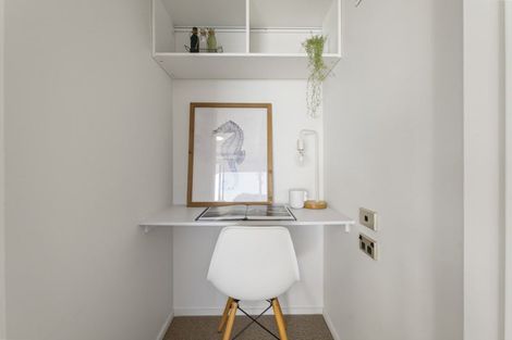 Photo of property in Vivaldi Apartments, 10/48 Marine Parade, Mount Maunganui, 3116