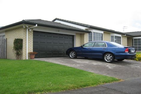 Photo of property in 50 Kiwi Esplanade, Mangere Bridge, Auckland, 2022