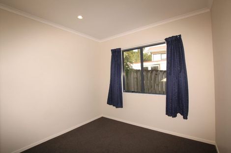 Photo of property in 17 Maywood Crescent, Glen Eden, Auckland, 0602