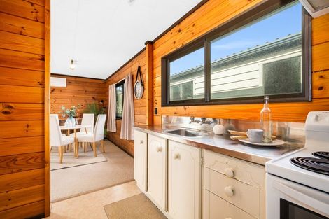 Photo of property in 2 Te Arawi Street, Takapuwahia, Porirua, 5022