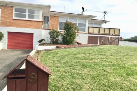 Photo of property in 9 Patricia Place, Hillpark, Auckland, 2102