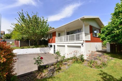 Photo of property in 51 Russleigh Drive, Dinsdale, Hamilton, 3204