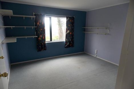 Photo of property in 5a Becker Way, Karori, Wellington, 6012