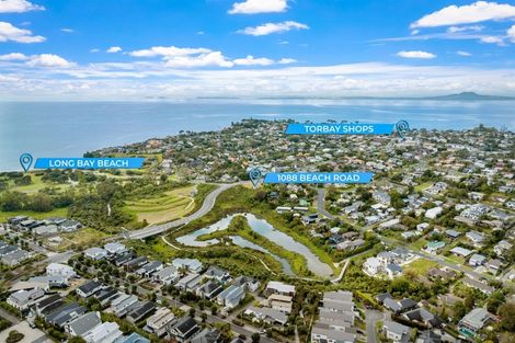 Photo of property in 1088 Beach Road, Torbay, Auckland, 0630