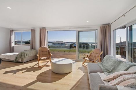 Photo of property in 172 Torkar Road, Clarks Beach, 2122