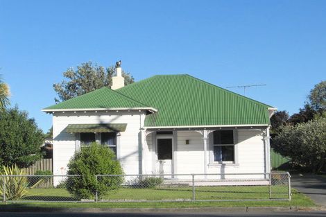Photo of property in 69 De Lautour Road, Inner Kaiti, Gisborne, 4010