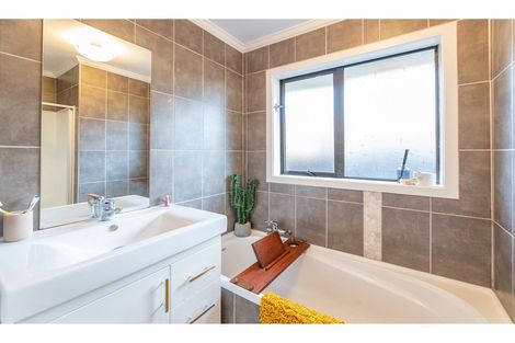 Photo of property in 68 Gardiners Road, Bishopdale, Christchurch, 8051