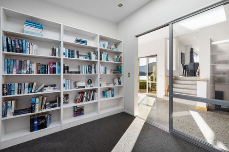 Photo of property in 497 Peninsula Road, Kelvin Heights, Queenstown, 9300