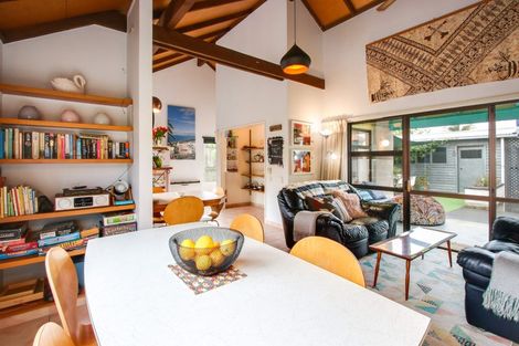 Photo of property in 2/6 Sanders Avenue, Marewa, Napier, 4110