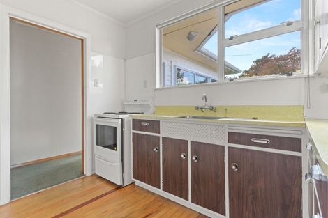 Photo of property in 83 Victoria Street, Carterton, 5713