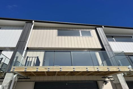 Photo of property in 150c Chivalry Road, Glenfield, Auckland, 0629