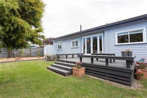 Photo of property in 16 Field Terrace, Upper Riccarton, Christchurch, 8041