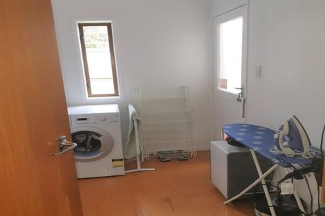 Photo of property in 70 Sandspit Road, Waiuku, 2123