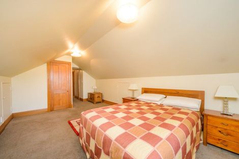 Photo of property in 12 Astrid Court, Awapuni, Palmerston North, 4412