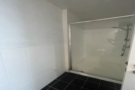 Photo of property in 6/222 Albany Highway, Schnapper Rock, Auckland, 0632